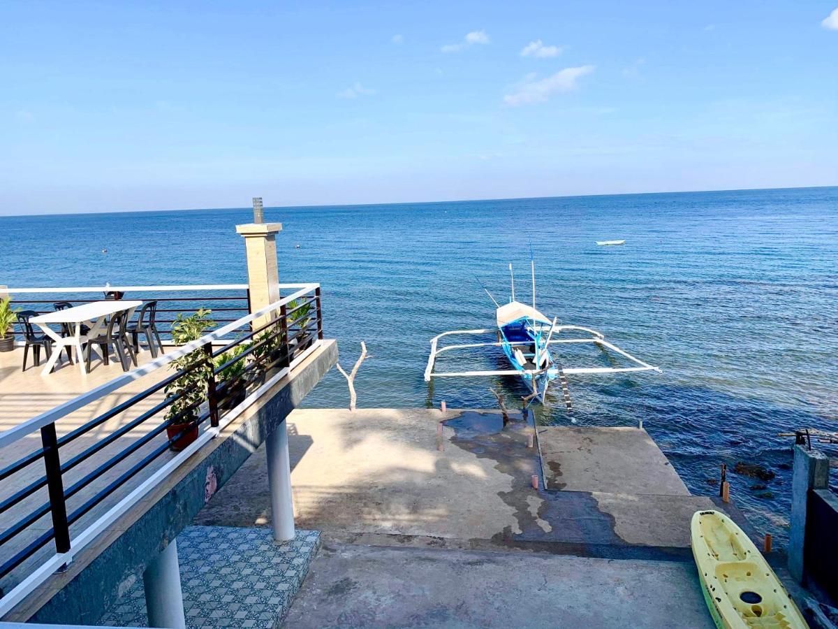 Pamanilao And Padoy'S Dive Camp Hotel Batangas Buitenkant foto