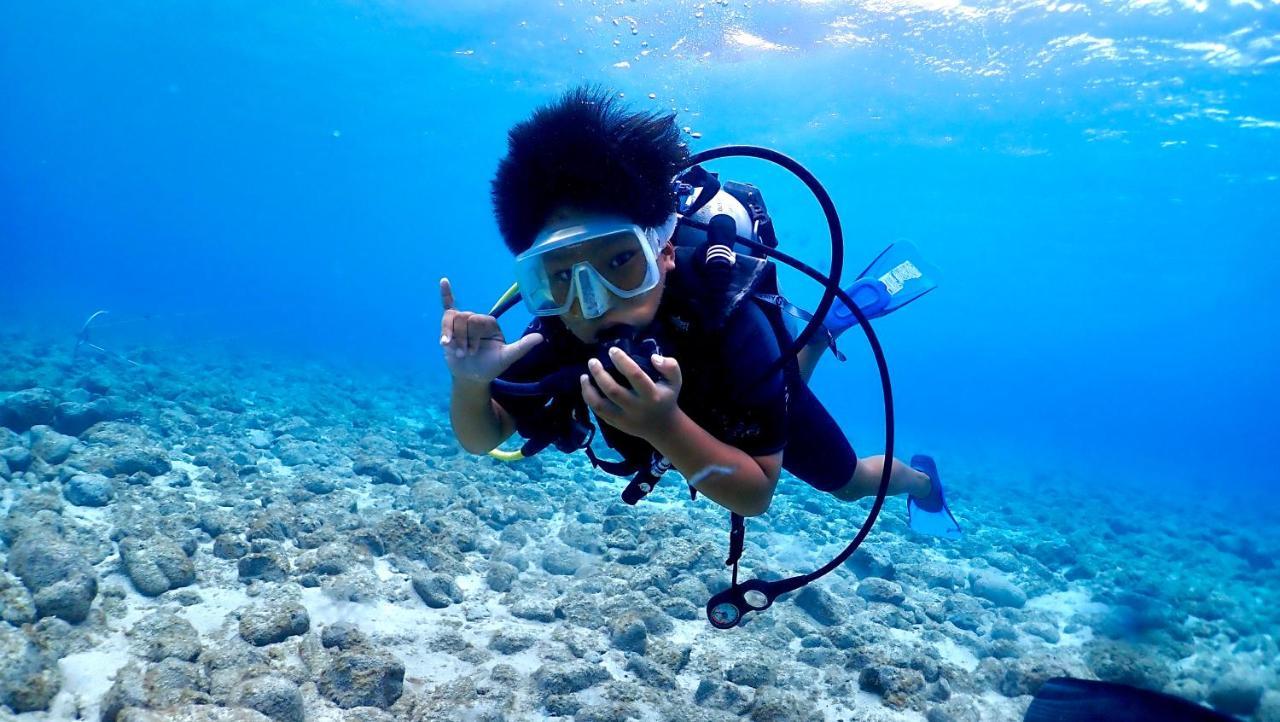 Pamanilao And Padoy'S Dive Camp Hotel Batangas Buitenkant foto